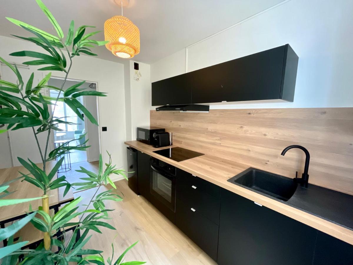 Appartamento La Douceur Roannaise - Parking Prive Proche Gare Roanne Esterno foto
